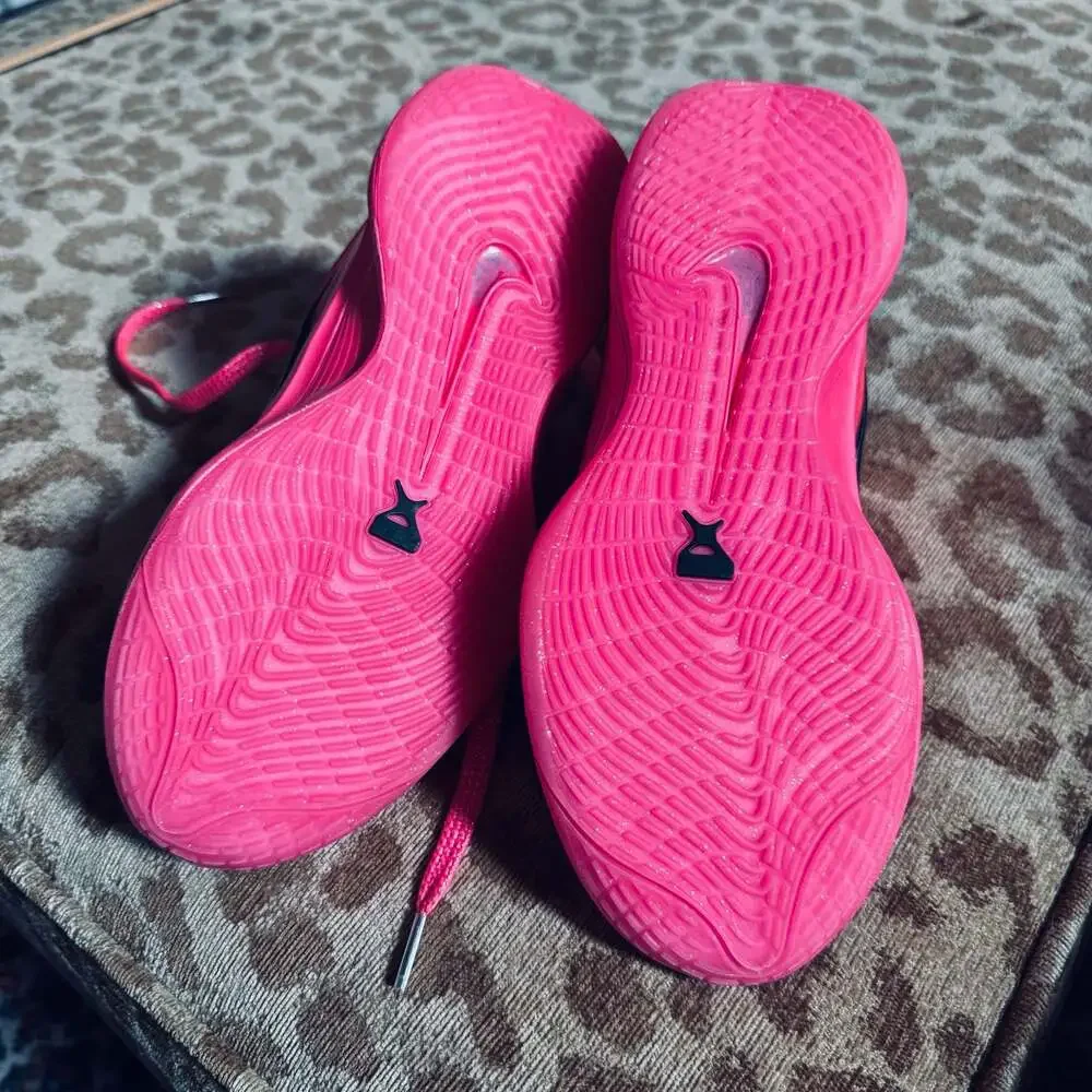 Nike pre owned